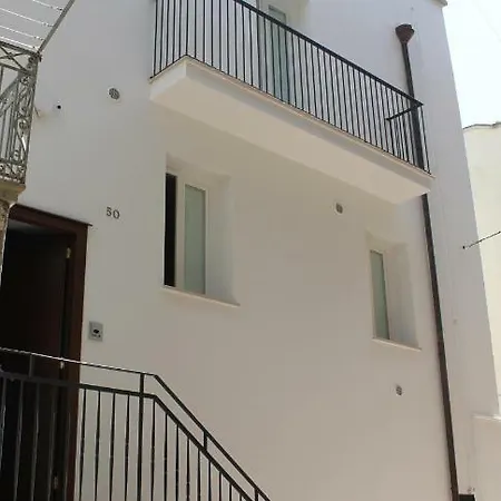 Happy Holidays Holiday home Altamura